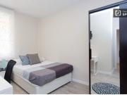 Se alquila habitación en piso compartido de 7...