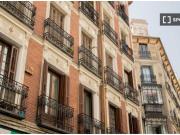 Se alquila habitación en piso compartido de 7...