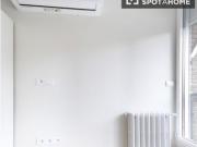 Se alquila habitación en piso compartido de 7...