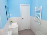 Se alquila habitación en piso compartido de 8...