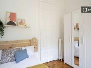 Se alquila habitación en piso compartido de 8...