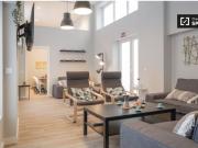 Se alquila habitación en piso compartido de 8...