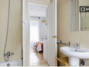 Se alquila habitación en piso compartido de 8...