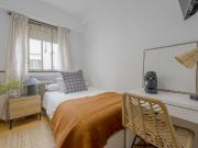 Se alquila habitación en piso compartido de 8...