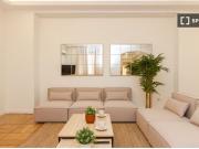 Se alquila habitación en piso compartido de 8...