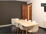 Se alquila habitación en piso compartido de 8...