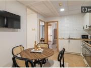 Se alquila habitación en piso compartido de 9... Se alquila habitación en piso compartido de 9...