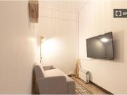 Se alquila habitación en piso compartido de 9...