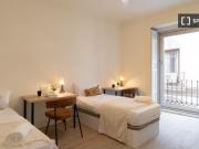 Se alquila habitación en piso compartido de 9...