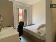 Se alquila habitación en piso compartido de 9...