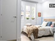 Se alquila habitación en piso compartido de 9...