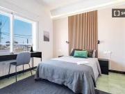 Se alquila habitación en piso compartido en Alicante