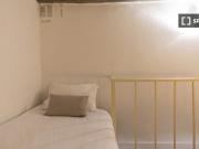 Se alquila habitación en piso compartido en Barcelona