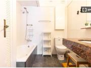 Se alquila habitación en piso compartido en Barcelona