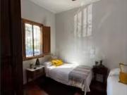 Se alquila habitación en piso compartido en Burjassot,...