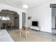 Se alquila habitación en piso compartido en Gracia