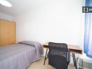 Se alquila habitación en piso compartido en Granada