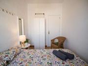 Se alquila habitación en piso compartido en La Dreta de...