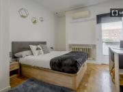 Se alquila habitación en piso compartido en Madrid