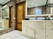 Se alquila habitación en piso compartido en Madrid