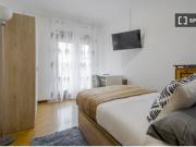 Se alquila habitación en piso compartido en Madrid