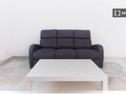 Se alquila habitación en piso compartido en Sevilla