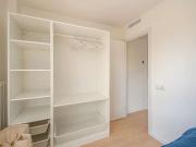 Se alquila habitación en piso compartido, Ensanche de...