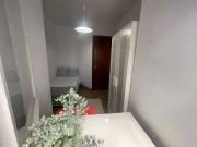 Se alquila habitación en piso de 10 habitaciones en...