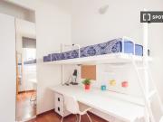 Habitación en piso compartido de 10 habitaciones en...