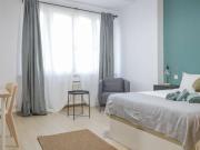 Se alquila habitación en piso de 11 habitaciones en... Se alquila habitación en piso de 11 habitaciones en...