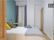 Se alquila habitación en piso de 11 habitaciones en...