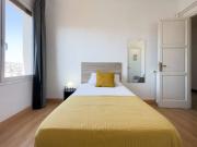 Se alquila habitación en piso de 11 habitaciones en...