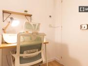 Se alquila habitación en piso de 11 habitaciones en...