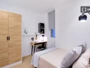 Se alquila habitación en piso de 2 dormitorios en Valencia