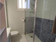 Se alquila habitación en piso de 3 dormitorios en Bilbao