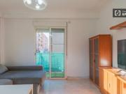 Se alquila habitación en piso de 3 dormitorios en Burjassot