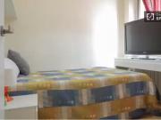 Se alquila habitación en piso de 3 habitaciones en...