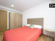 Se alquila habitación en Plaza de Toros Doctores San...