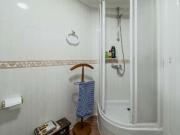 Se alquila habitación en piso de 3 habitaciones en el...