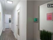 Se alquila habitación en piso de 3 habitaciones en...