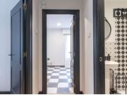 Se alquila habitación en piso de 3 habitaciones en...