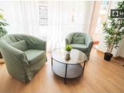 Se alquila habitación en piso de 3 habitaciones en Madrid
