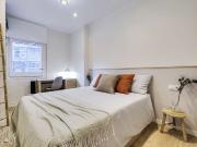 Se alquila habitación en piso de 4 dormitorios en Barcelona