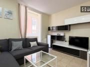 Se alquila habitación en piso de 4 dormitorios en Barcelona