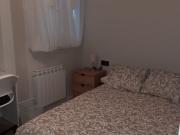 Se alquila habitación en piso de 4 dormitorios en...