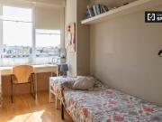 Habitación en piso compartido de 4 habitaciones en...