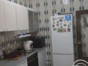 Se alquila habitación en piso de 4 habitaciones en Alicante