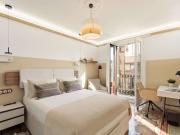 Se alquila habitación en piso de 4 habitaciones en Barcelona