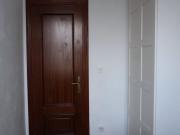 Se alquila habitación en piso de 4 habitaciones en C. De...