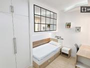 Se alquila habitación en piso compartido en Casería de...
